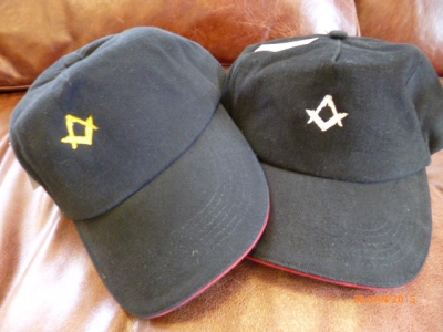 EMBROIDERED CAP